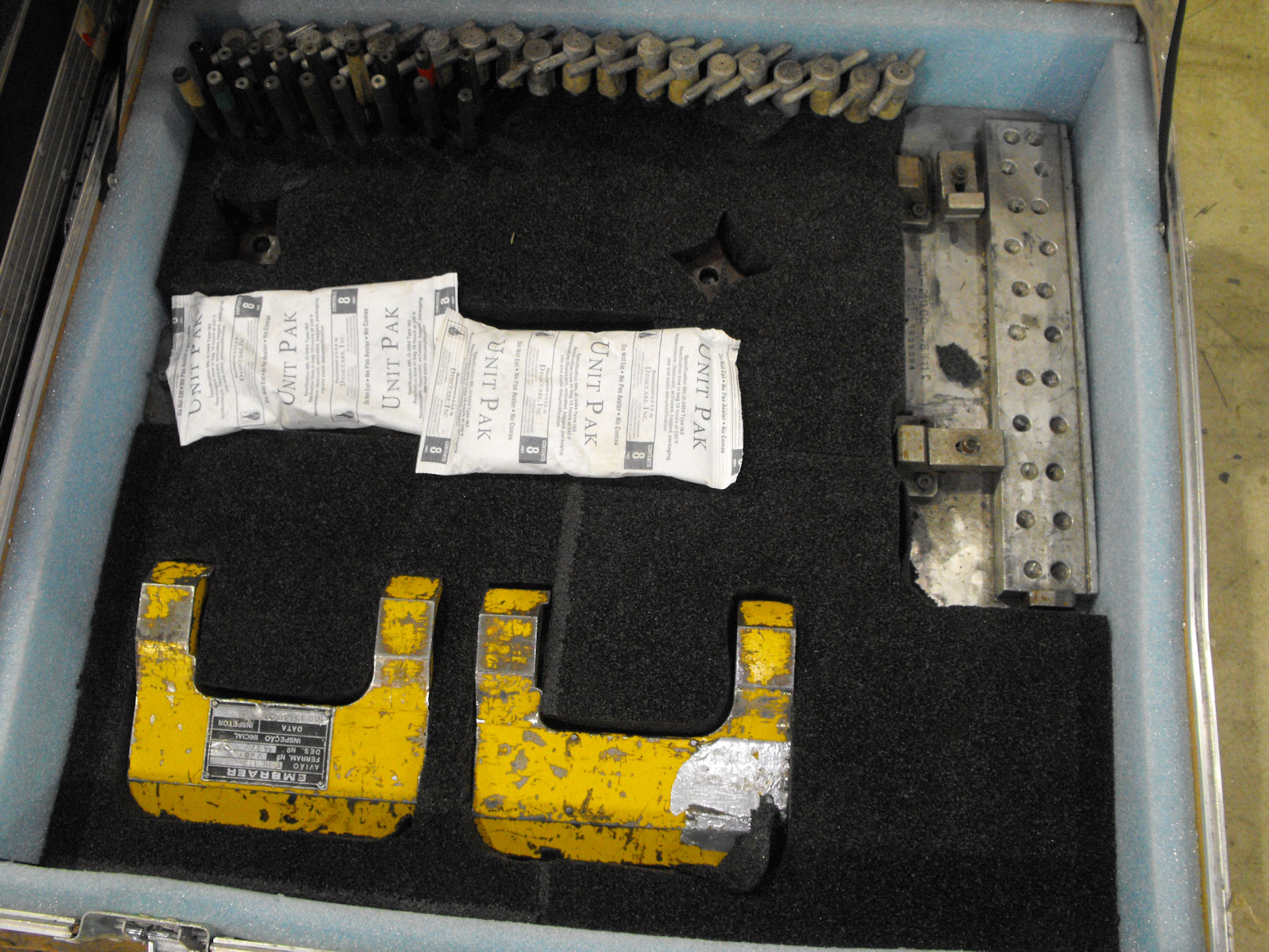 Embraer 110, Wings Pull Tools complet